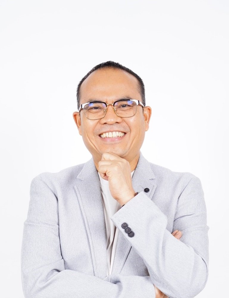 Dr. Dasep Suryanto, AT., SH., MM., MIKom., PhD(C)